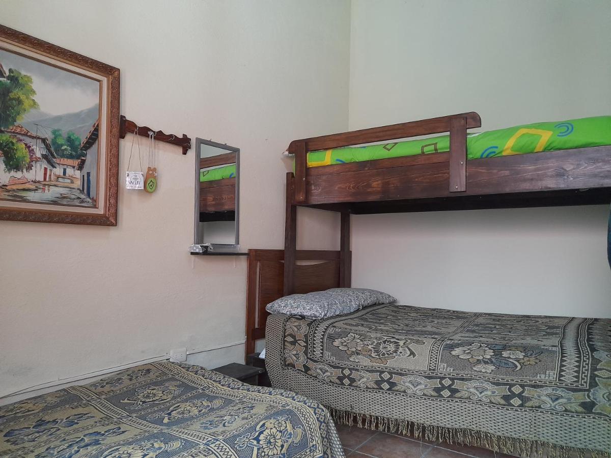 Отель Casa Ichik Antigua Guatemala Экстерьер фото
